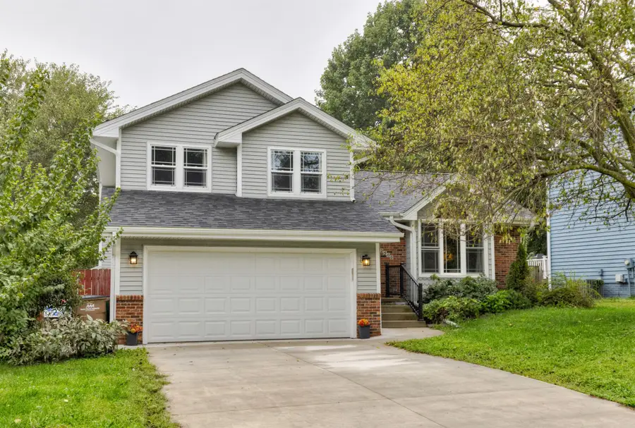 2500 Locust Street, West Des Moines, IA 50265 - #2