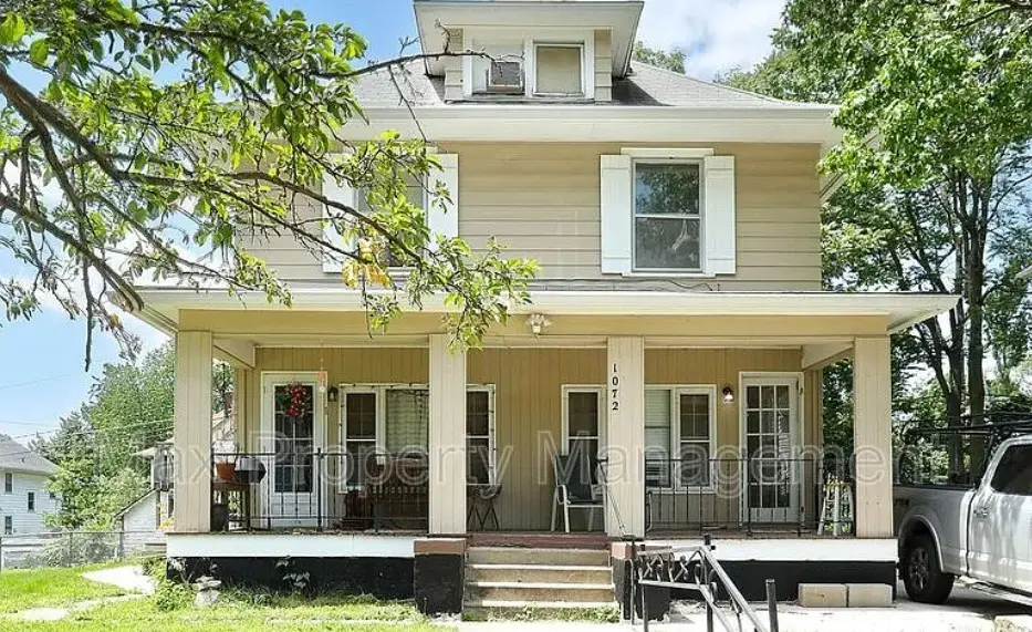 1072 27th Street, Des Moines, IA 50311 - #1