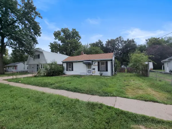 1309 E 26th Street, Des Moines, IA 50317