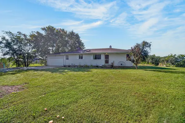 2412 178th Lane, Carlisle, IA 50047