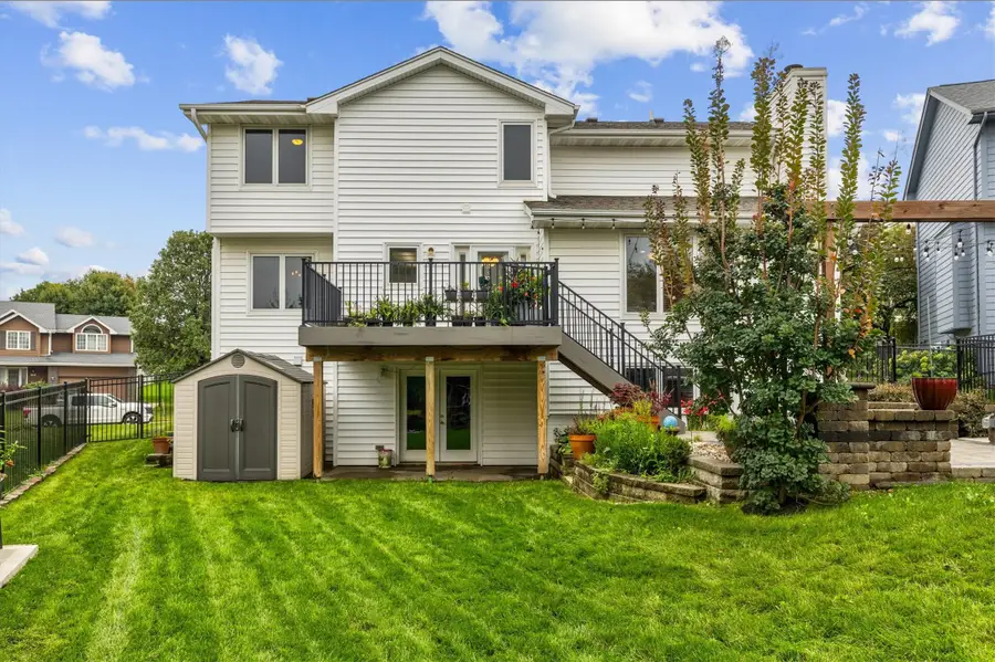 5905 Applewood Drive, West Des Moines, IA 50266 - #3