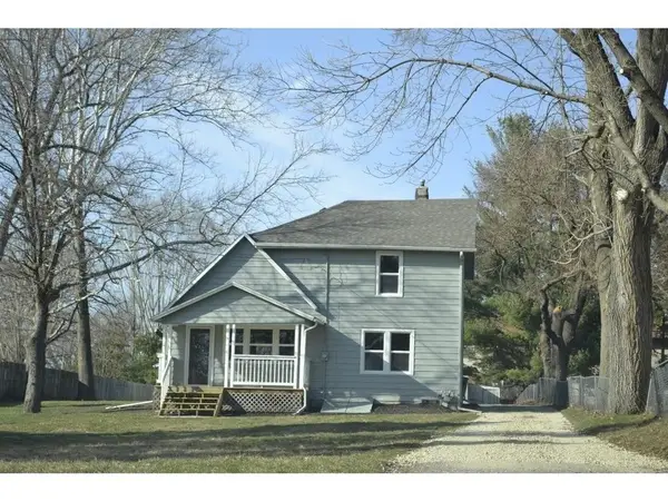 3908 E Douglas Avenue, Des Moines, IA 50317
