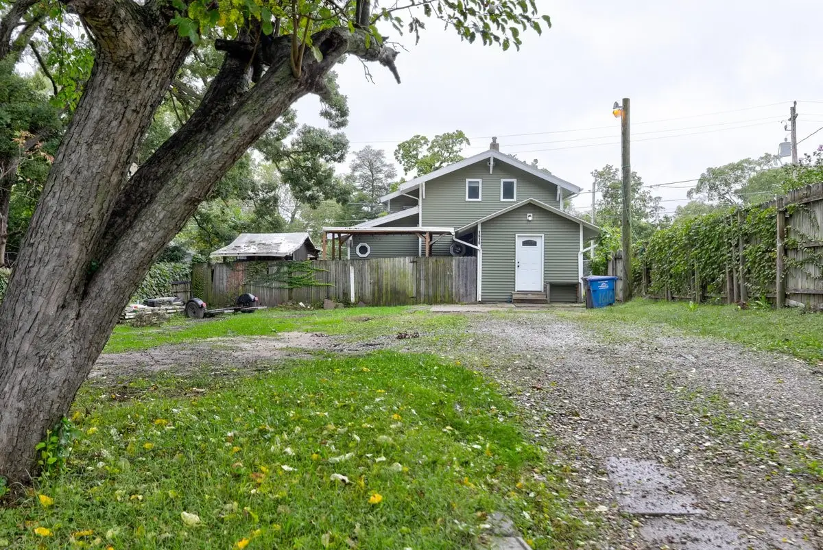 1610 E 8th Street, Des Moines, IA 50316 - #1