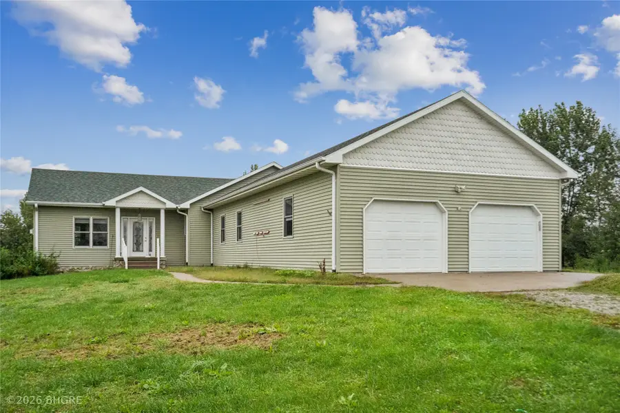 6430 S 20th Avenue W, Newton, IA 50208 - #3