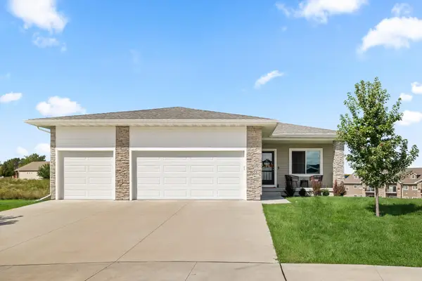 922 Tuscany Drive Se, Altoona, IA 50009