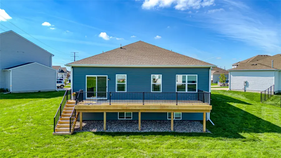 14400 Ironwood Court, Urbandale, IA 50111 - #2