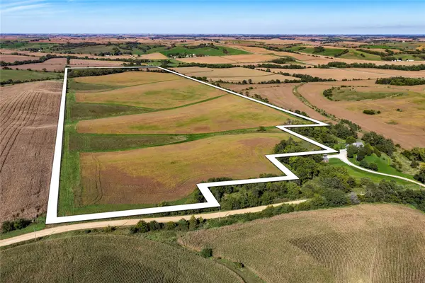 000 220th Street, Guthrie Center, IA 50115