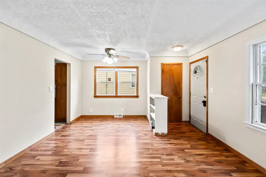 2524 Boston Avenue, Des Moines, IA 50310 - #3