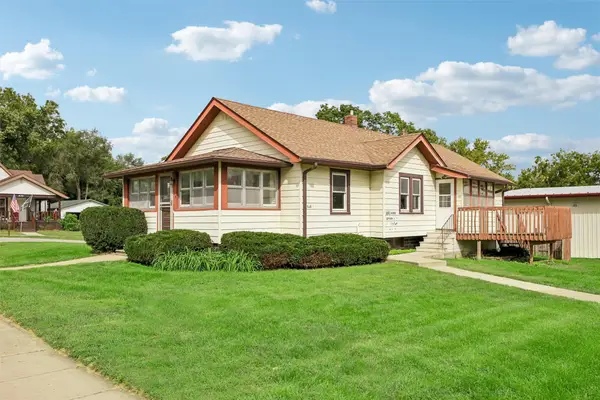 135 N 5th Street, Carlisle, IA 50047