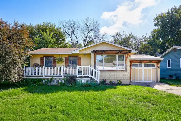 106 S P Street, Indianola, IA 50125