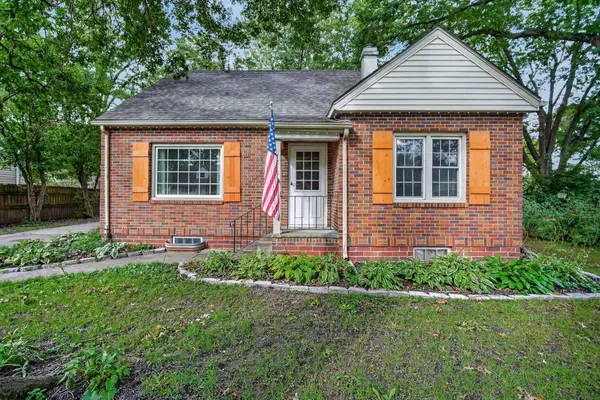 1215 N B Street, Indianola, IA 50125