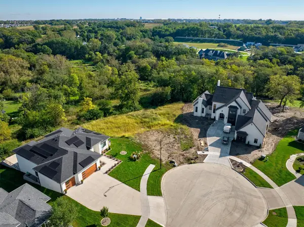 545 El Dorado Court, Waukee, IA 50263