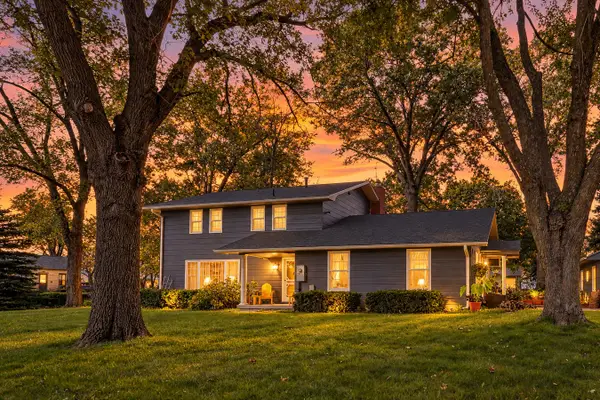 303 Central Drive, Pella, IA 50219