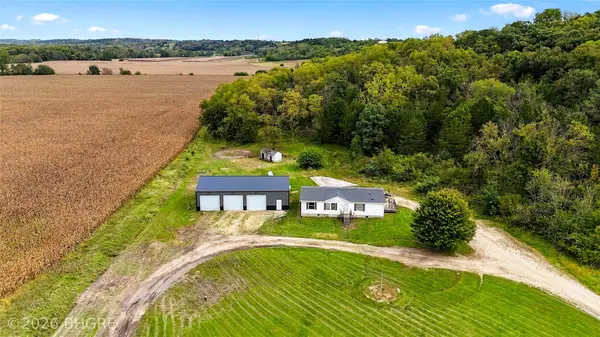 1986 Quarry Trail, Winterset, IA 50273