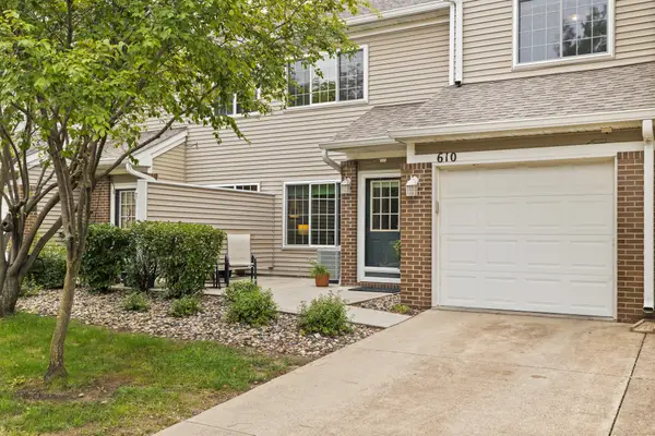 6855 Woodland Avenue #610, West Des Moines, IA 50266