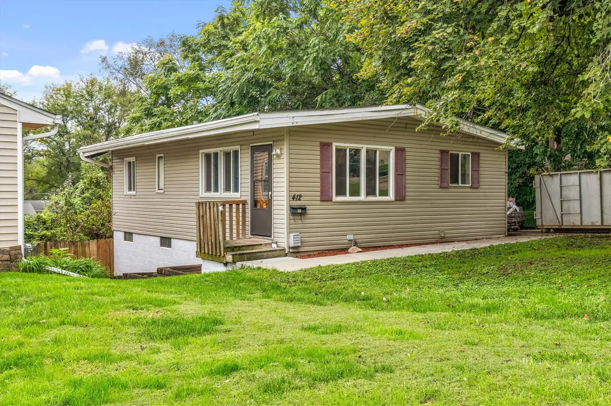 412 Gray Street, Des Moines, IA 50315 - #1