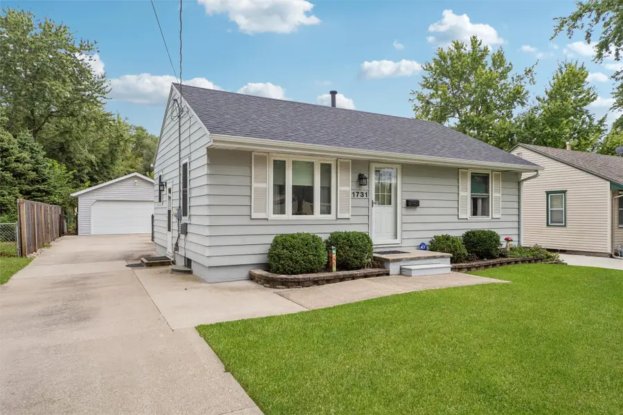 1731 56th Street, Des Moines, IA 50310 - #2
