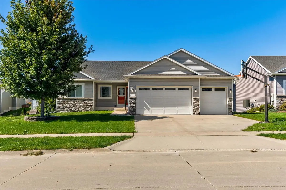 1419 Green Hills Drive, Norwalk, IA 50211 - #1