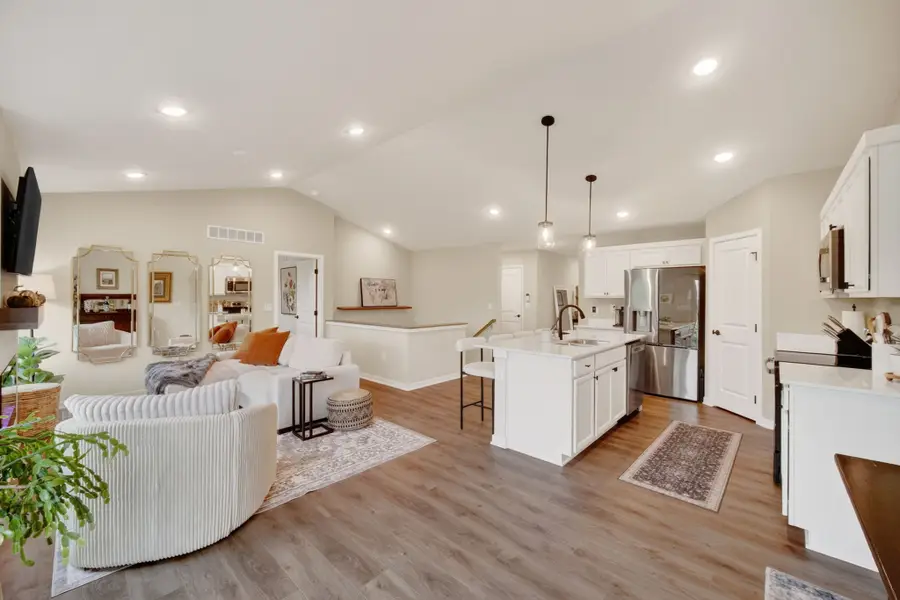 6756 NE 12th Court, Des Moines, IA 50313 - #3