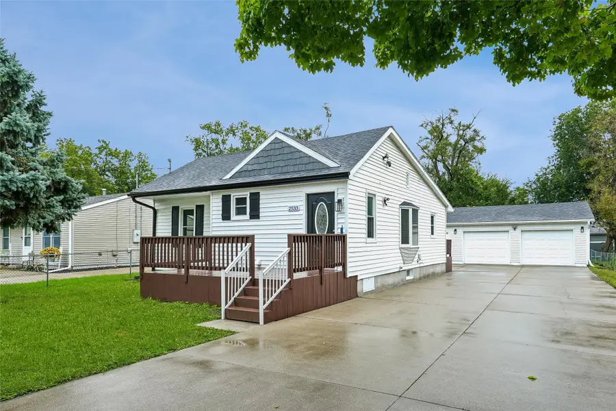 2533 E 23rd Street, Des Moines, IA 50317 - #2