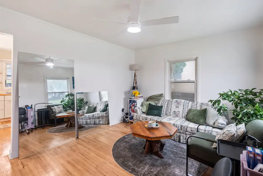3250 Kinsey Avenue, Des Moines, IA 50317 - #3