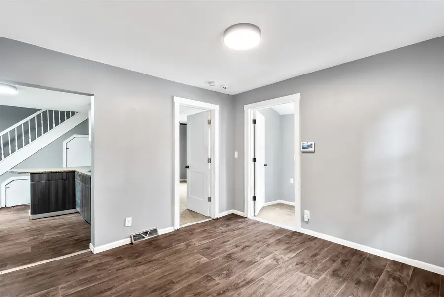 1923 Capitol Avenue, Des Moines, IA 50316 - #2