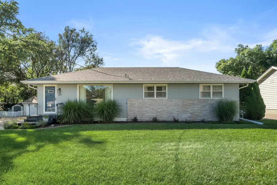 624 21st Street, West Des Moines, IA 50265 - #2