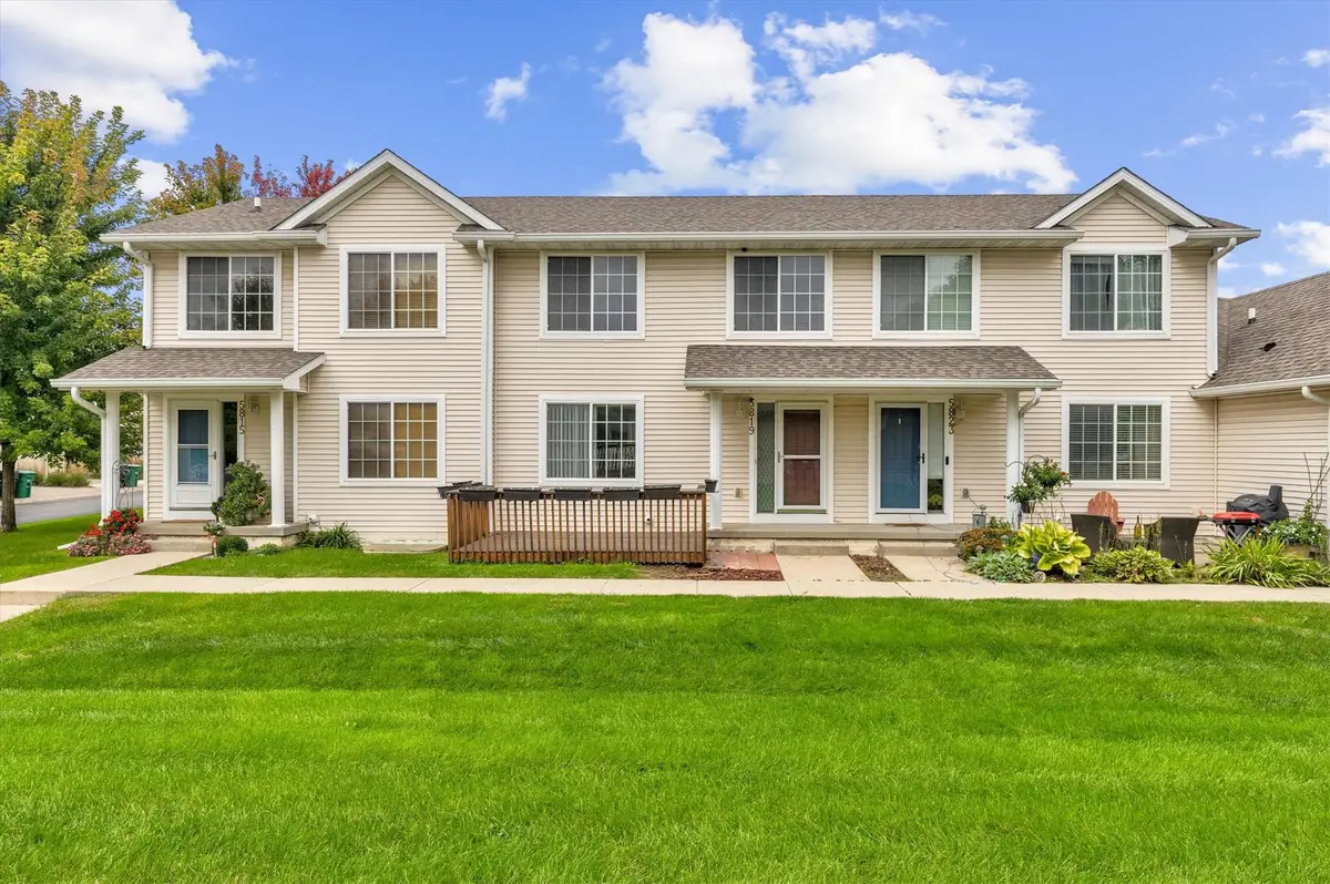 5819 S Glenstone Court, Johnston, IA 50131 - #1