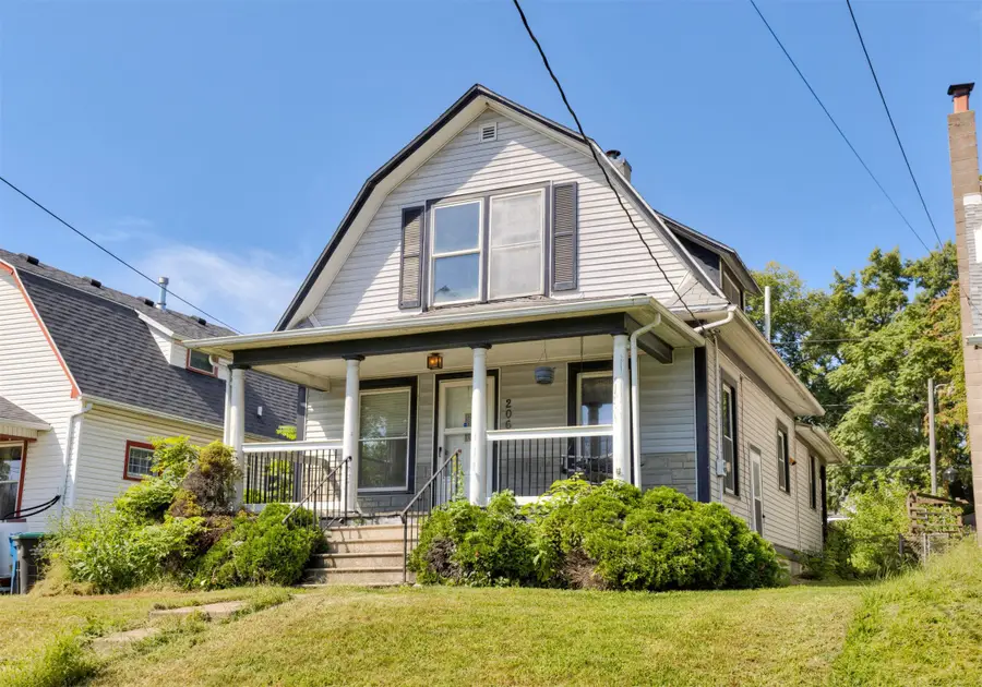 206 E 16th Street, Des Moines, IA 50316 - #3