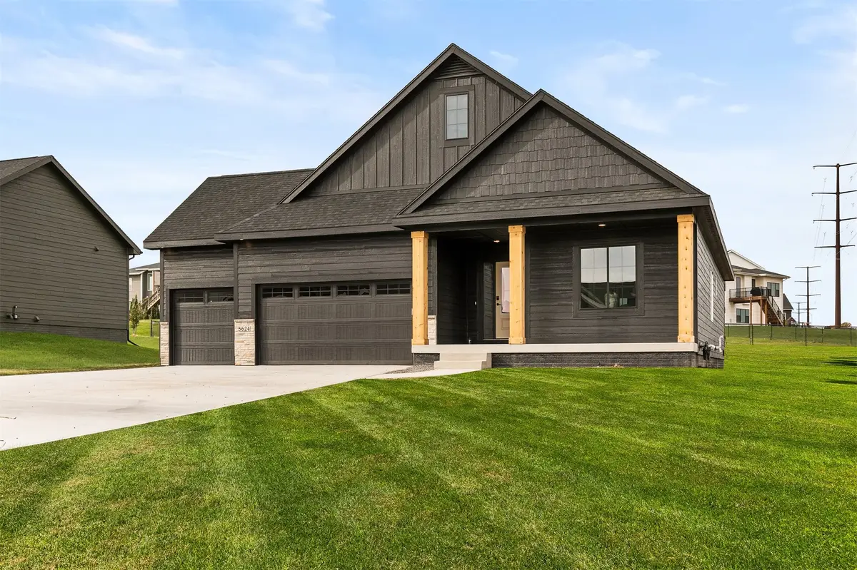 5624 163rd Street, Urbandale, IA 50323 - #1