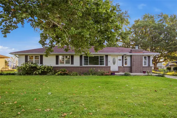 7715 NW 16th Street, Ankeny, IA 50023
