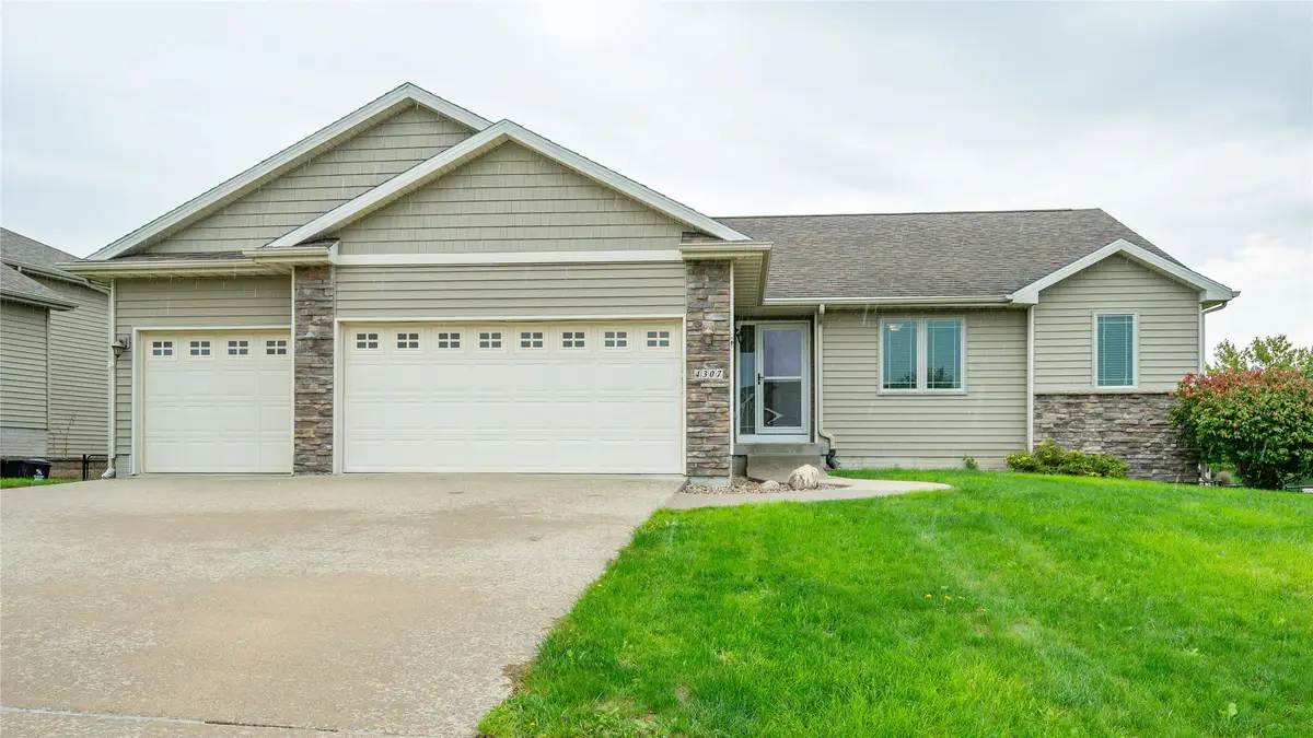4307 NE Michael Court, Ankeny, IA 50021 - #1
