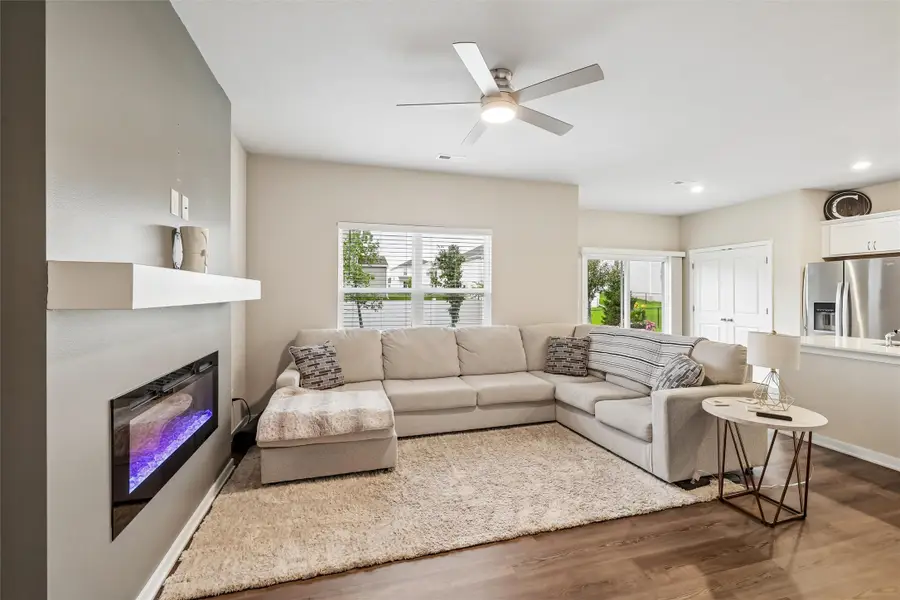 917 Maywood Lane, Waukee, IA 50263 - #3