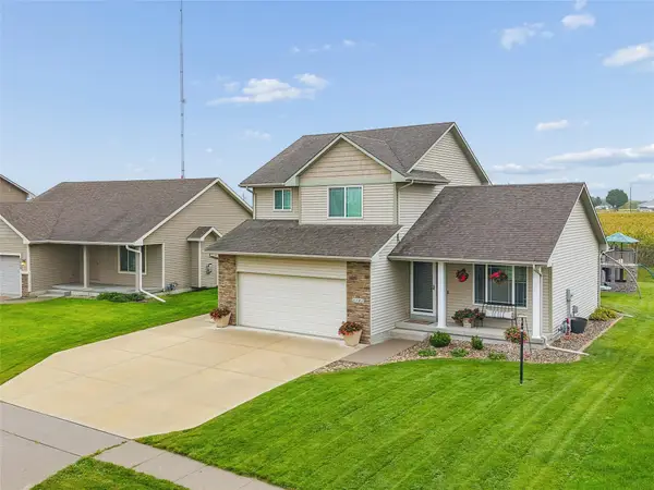 3101 SE Keystone Drive, Grimes, IA 50111