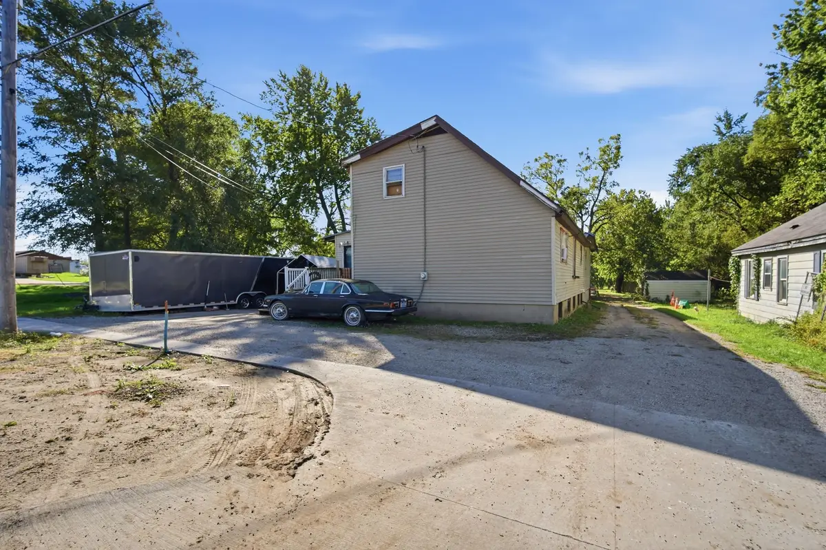 2807 NE Broadway Avenue, Des Moines, IA 50317 - #1
