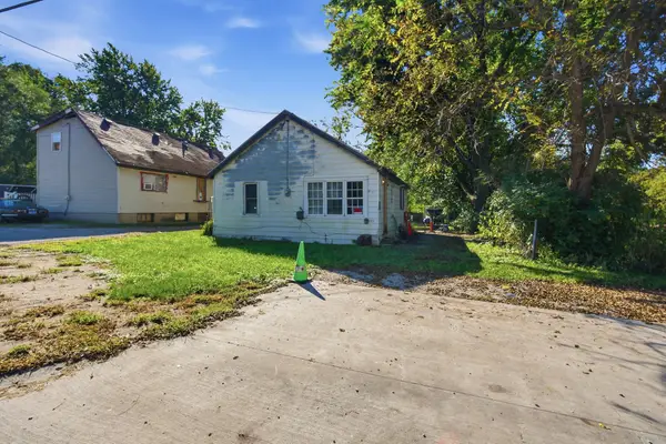 2805 NE Broadway Avenue, Des Moines, IA 50317