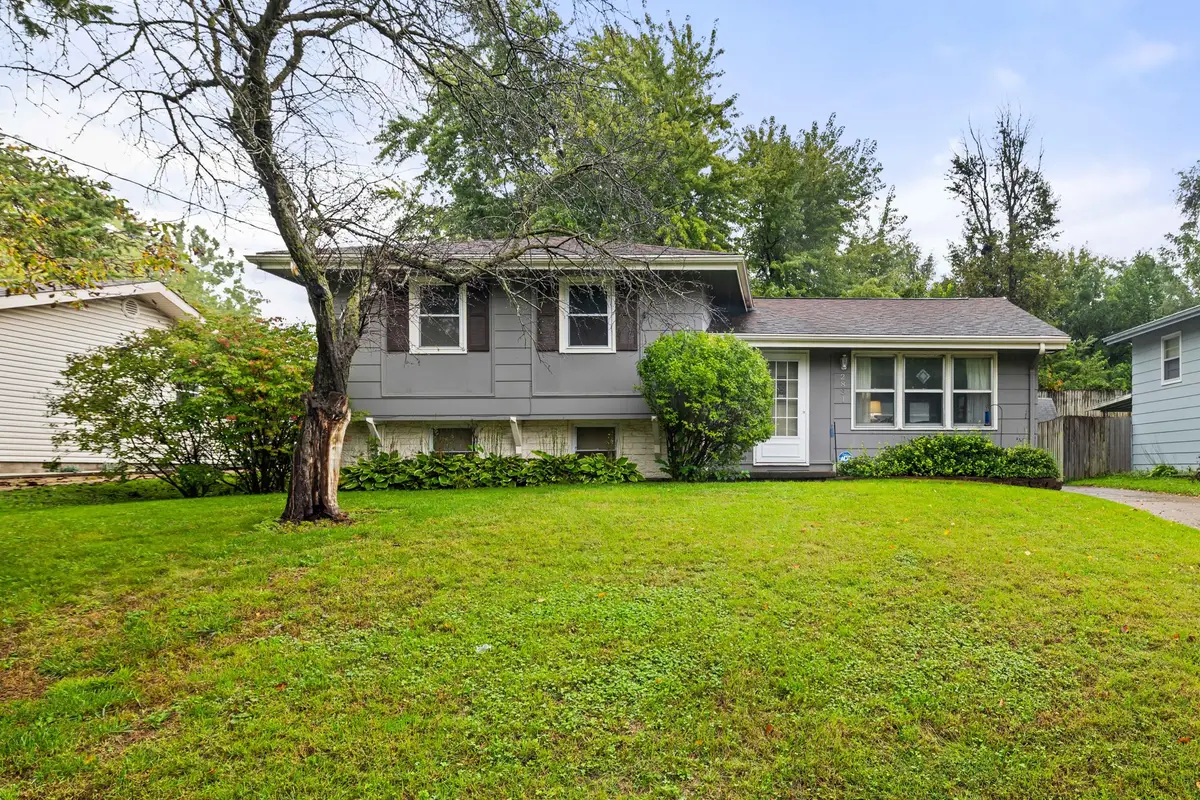 2831 SE 10th Street, Des Moines, IA 50315 - #1