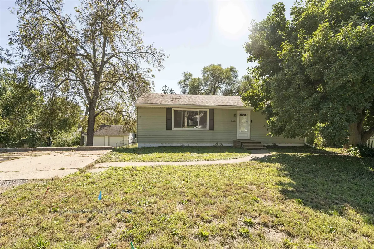 1026 Mckinley Avenue, Des Moines, IA 50315 - #1