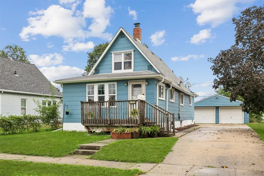 123 7th Street, West Des Moines, IA 50265 - #2
