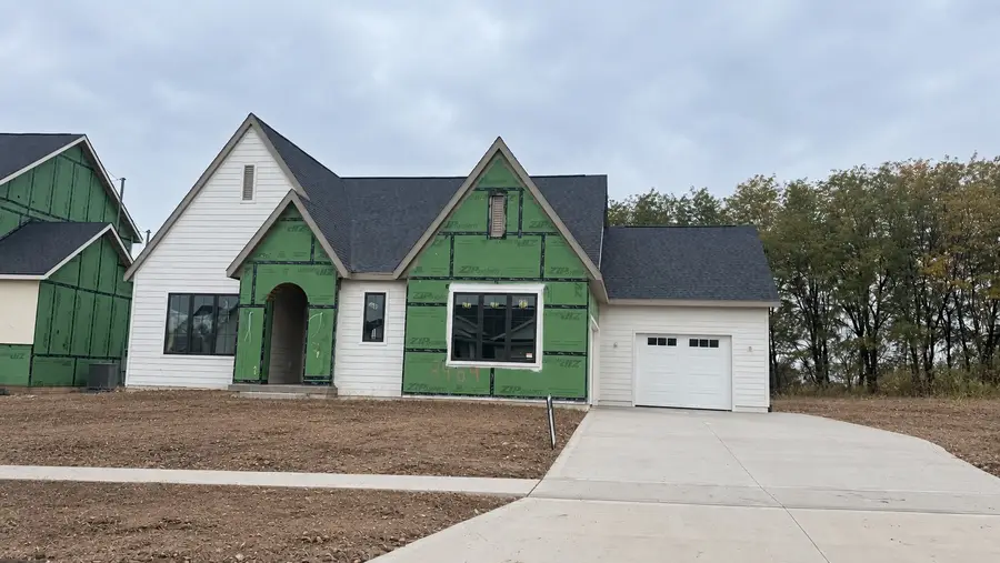 8464 Longmeadow Lane, West Des Moines, IA 50266 - #2