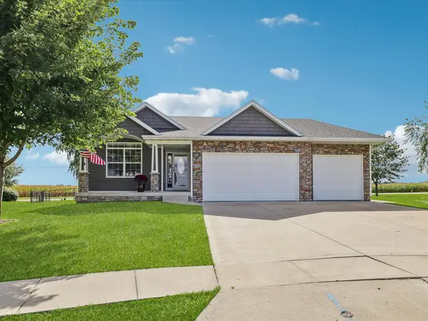 2455 E Highview Drive, Des Moines, IA 50320