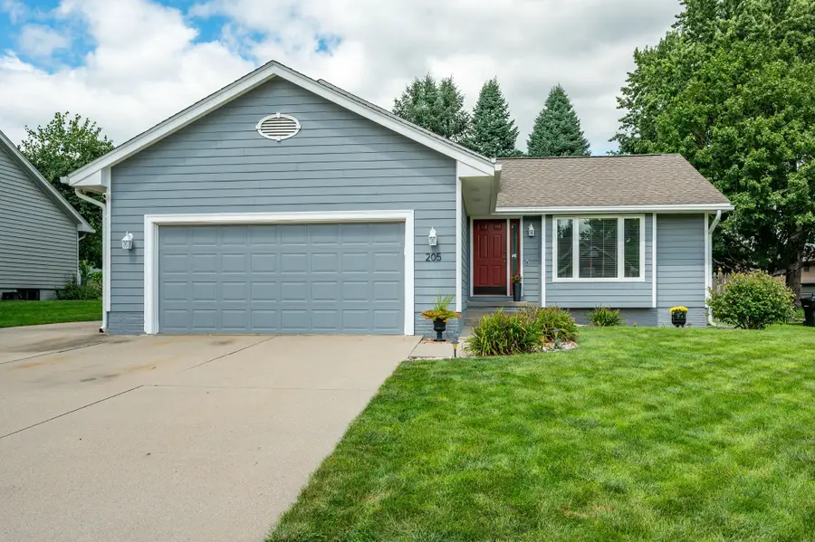 205 7th Street Nw, Altoona, IA 50009 - #2