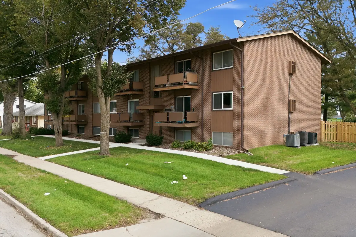 4209 65th Street #4, Urbandale, IA 50322 - #1
