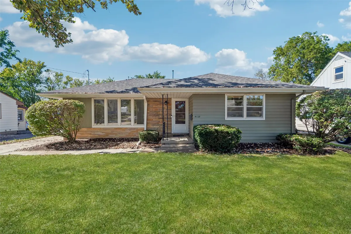 4128 E 7th Street, Des Moines, IA 50313 - #1