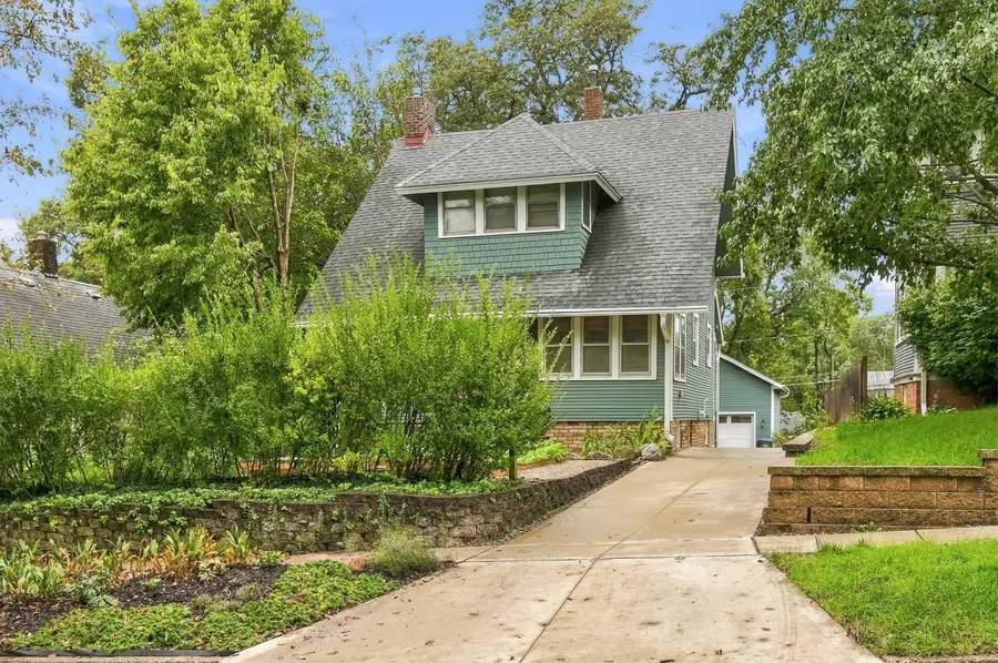650 37th Street, Des Moines, IA 50312 - #2