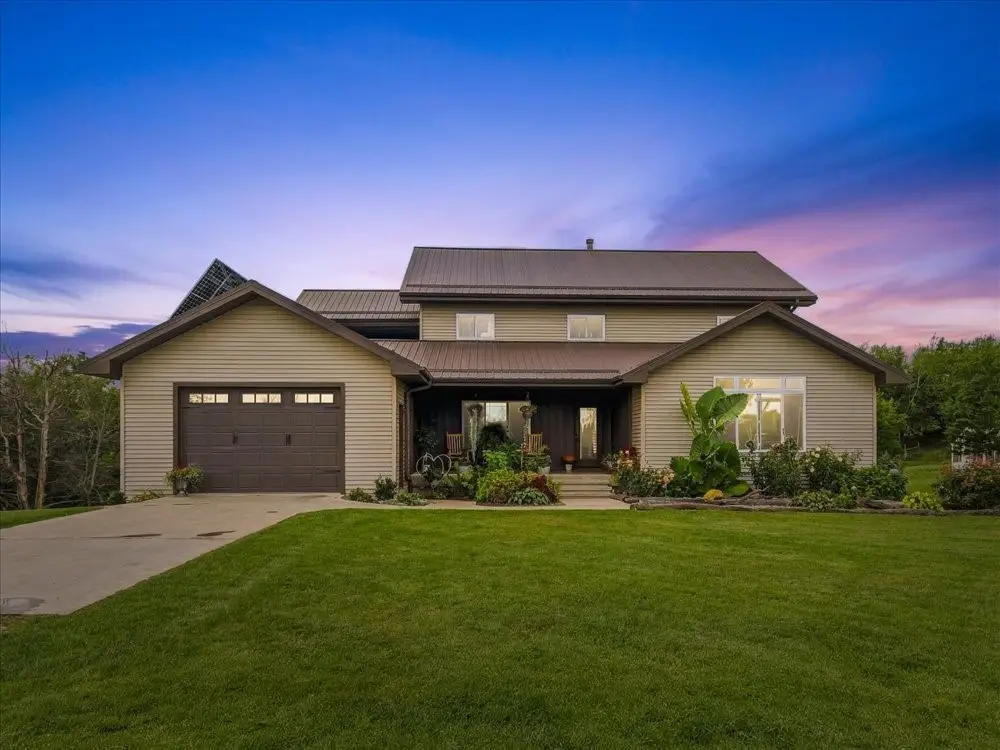 55095 Highway 14, Chariton, IA 50049 - #1