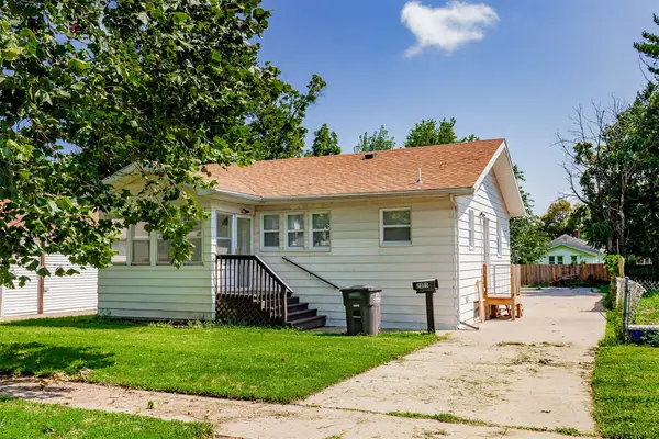 2805 Des Moines Street, Des Moines, IA 50317