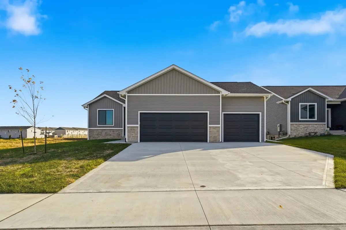 1165 Prairie Village Court, Waukee, IA 50263 - #1