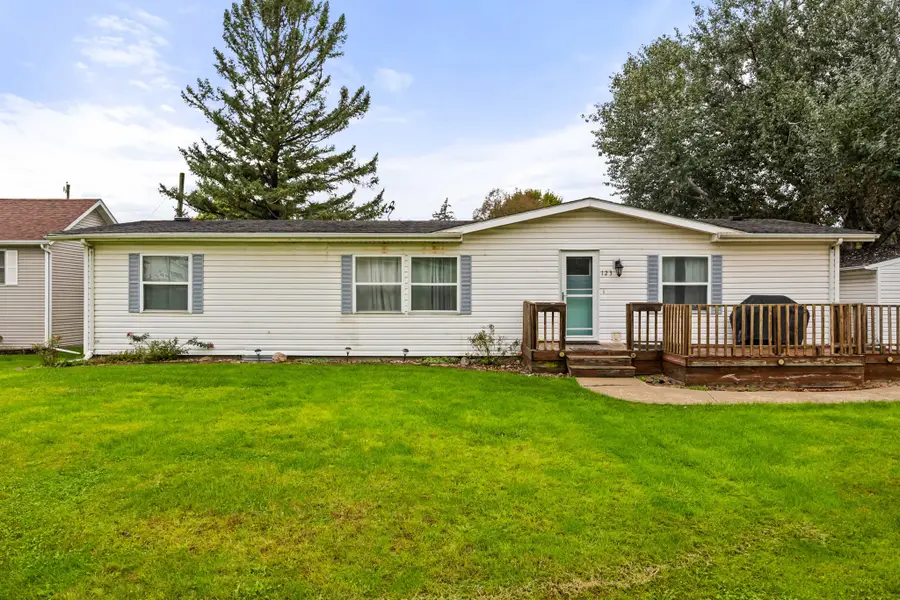 123 Hillcrest Avenue, Story City, IA 50248 - #2