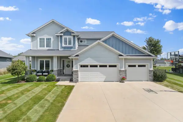 8225 Bailey Drive, West Des Moines, IA 50266